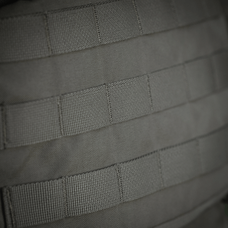 Yksityiskohta M-Tac War Belt ARMORista MIL-SPEC MOLLE-webbingillä ja kestävässä Cordura 500D:ssä, ihanteellinen taktiseen varustukseen.