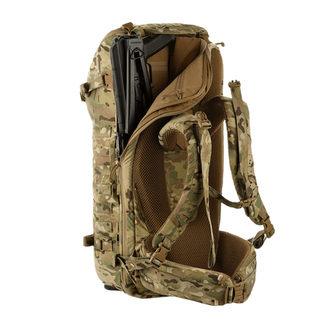 M-Tac Rygsæk Gen.II Elite Large, kamuflaasiväri, ergonominen muotoilu ja ohut taskuratkaisu aseiden kuljetukseen.