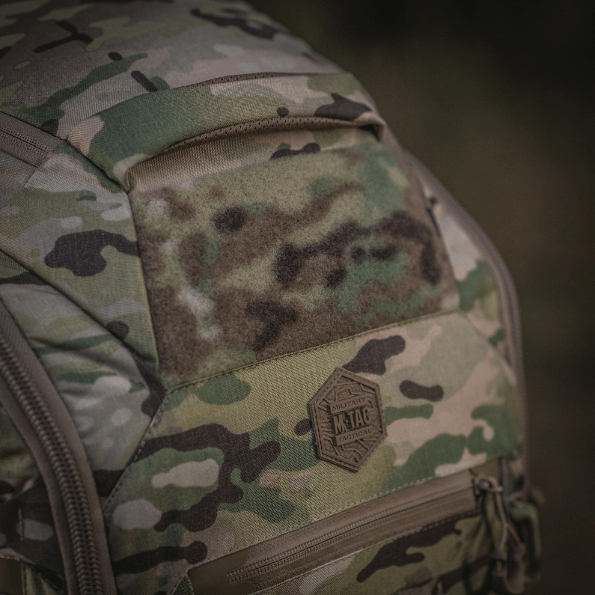 M-Tac Large Gen.IV Elite maastokuvioitu reppu kestävällä Cordura-materiaalilla, lähikuva.