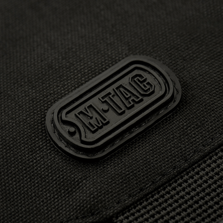 M-Tac Magnet XL Bag Elite FidLock V-Buckle -magneettilukolla ja tarrapaneelilla, tabletti- ja olkalaukku, musta.
