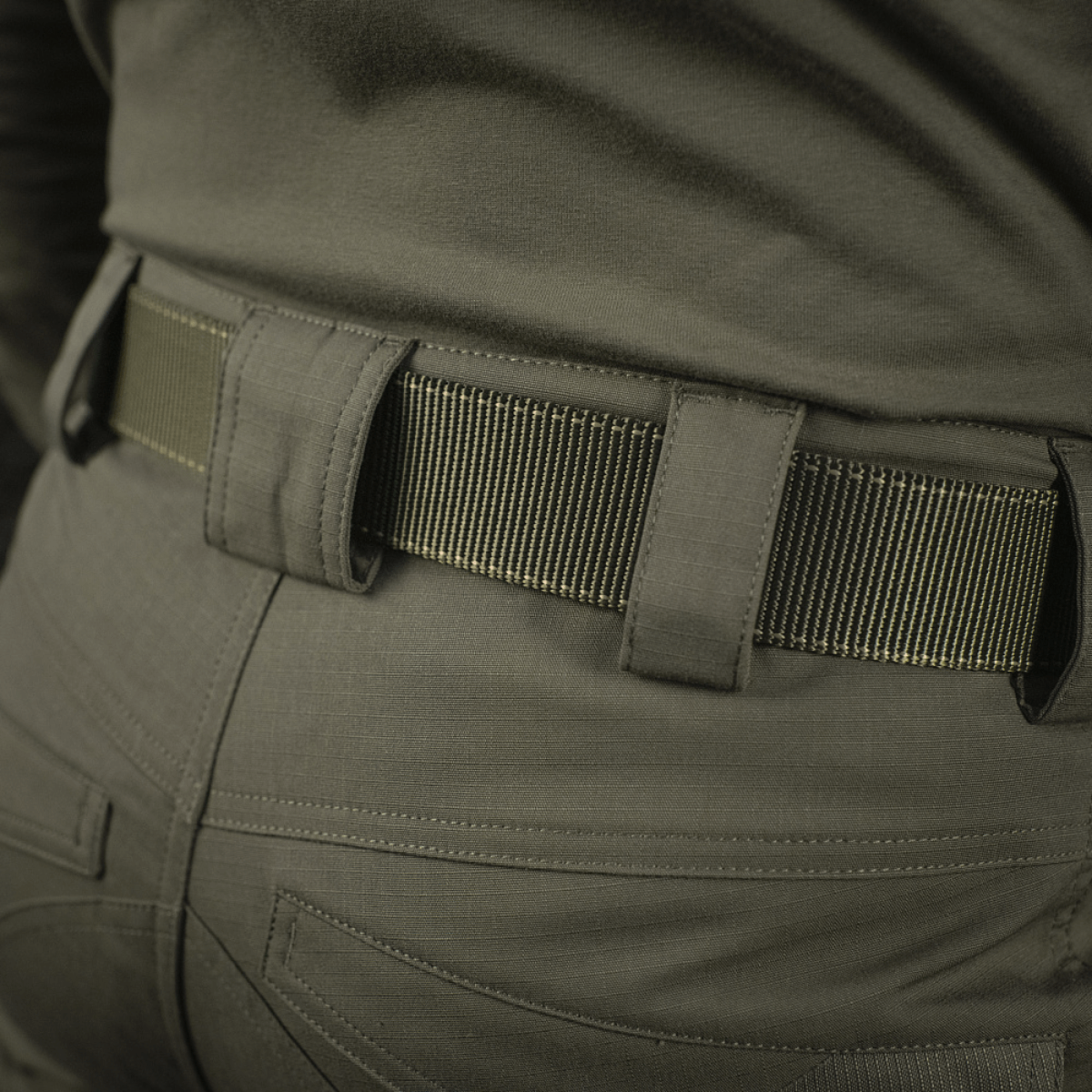 M-Tac taktinen vyö Cobra-lukolla käytetty holster-vyönä, kulutusta kestävä ja luotettava sotilaille ja ampujille, valmistettu nylonista.