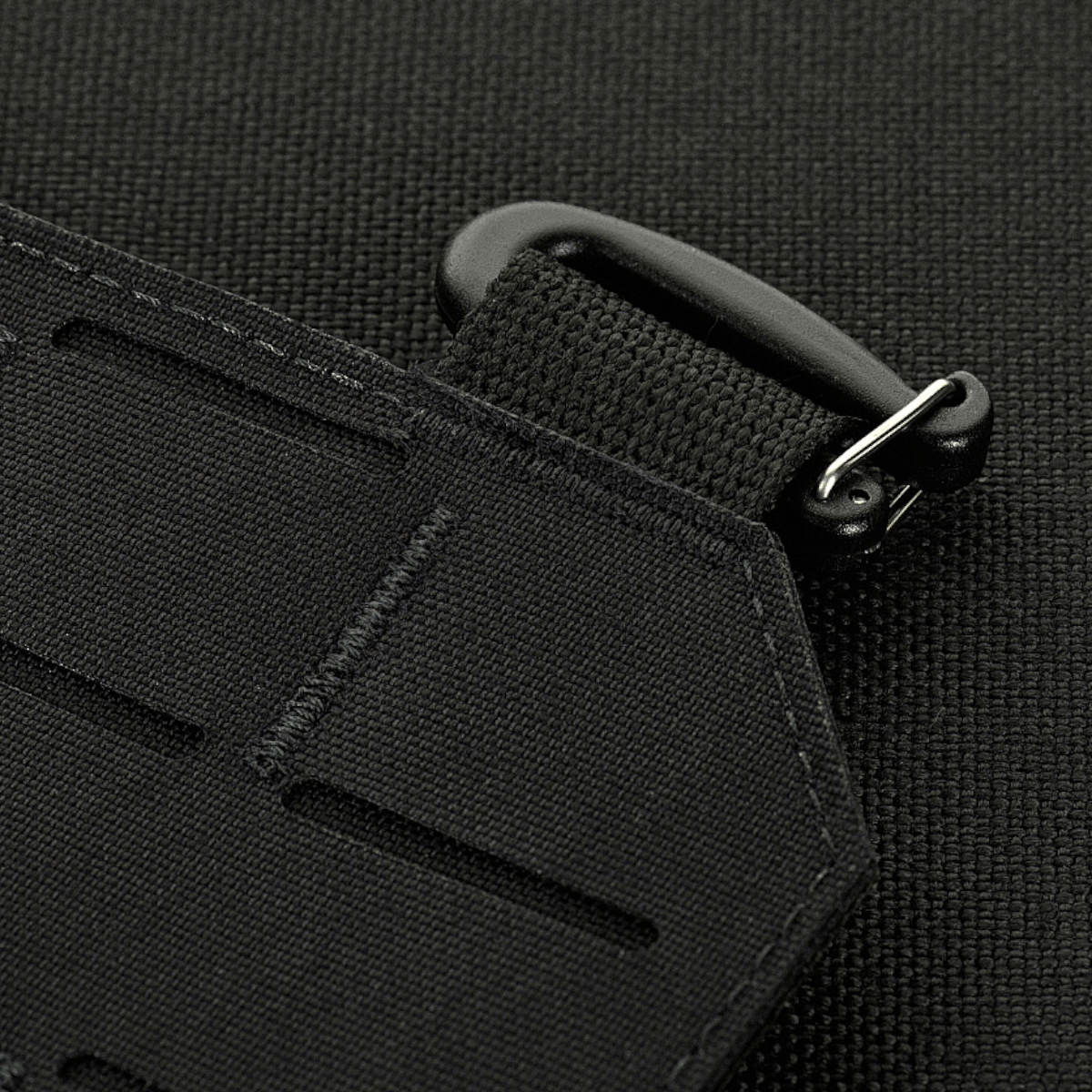 M-Tac etupaneeli Plate Carrier Cuirass QRS XL kestävässä Cordura 500D:ssä, NIJ-sertifioitu, yksityiskohta soljesta, galleria, sijainti 1.