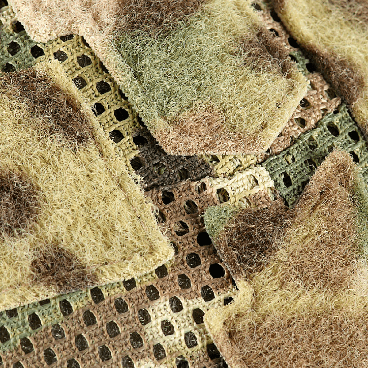 M-Tac Hjelmcover Shroud Elite MULTICAM-camossa, materiaalit Cordura 500D ja verkko, suunniteltu TOR-D-kypärien suojaukseen.