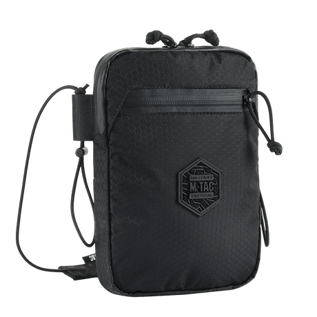 M-Tac Pocket Bag Elite HEX musta, kompakti, varustettu kestävillä YKK-vetoketjuilla. Sopii EDC-varusteille, avaimille ja asiakirjoille. Vankka ja kulutuskestävä.