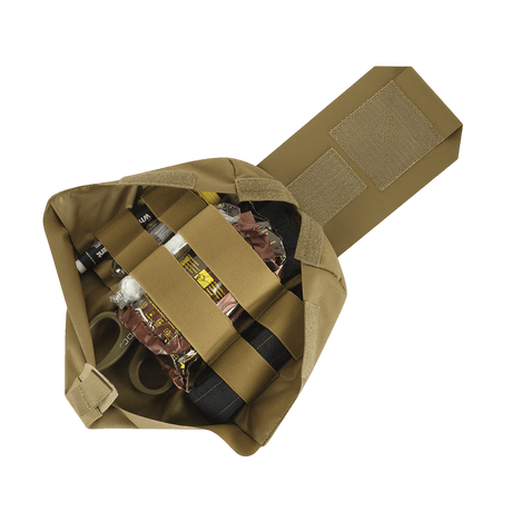 M‑Tac Medic Pouch Vertical Large Elite näyttää avoimen lääkintälaukun järjestetyillä ensiapuvälineillä, Cordura 500D -materiaalia.