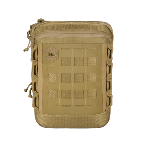 M-Tac Tablet Bag Laser Cut Hex Cordurasta, Laser Cut MOLLE, litteä ja käytännöllinen EDC:lle ja nopeaan pääsyyn piilotettuun aseosastoon.