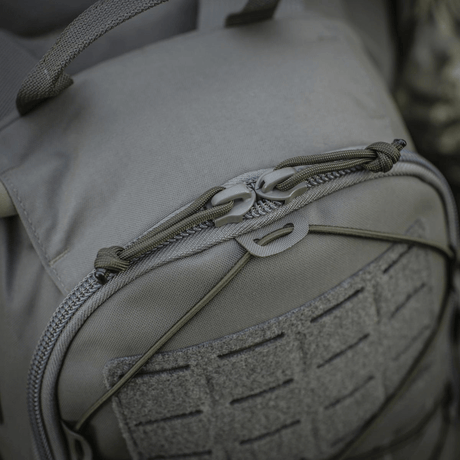 M-Tac STURM Elite -reppu MOLLE Laser Cut -etupaneelilla ja YKK-hardwarella, sopiva kenttäretkille. Cordura-materiaali.