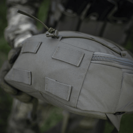 M-Tac STURM Elite -reppu MOLLE Laser Cut -paneelilla ja YKK-vetoketjulla, valmistettu kestävästä Cordurasta taktiseen käyttöön.