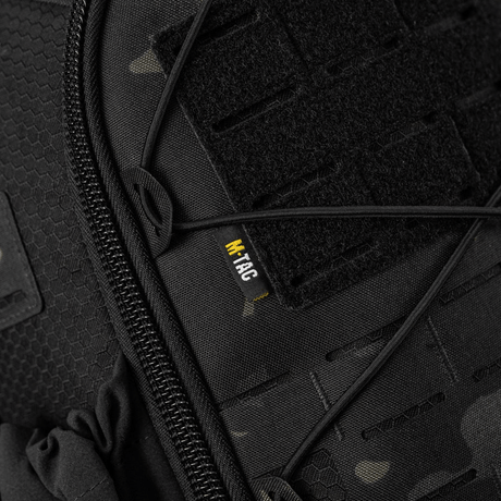 M-Tac STURM Elite -reppu Cordura-materiaalilla ja mustalla MOLLE Laser Cut -etupaneelilla taktisia varusteita varten.