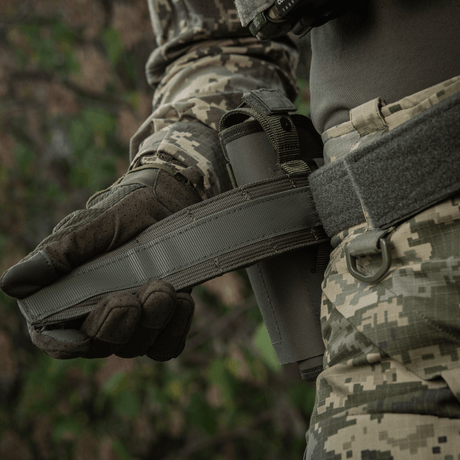 M-Tac Range -vyö Cobra Buckle Gen.IV käytössä sotilastilanteessa.
