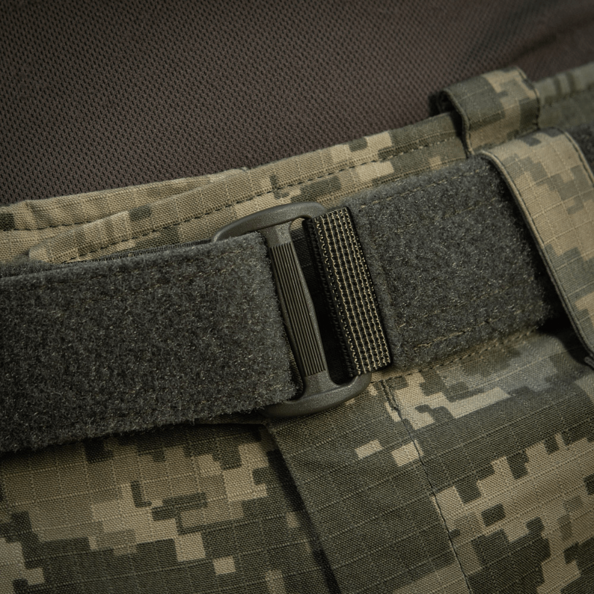 M-Tac Range -vyö Cobra Buckle Gen.IV taktiseen ja aktiivikäyttöön suunniteltu, parannettu Tegris-komposiitilla vakauteen.