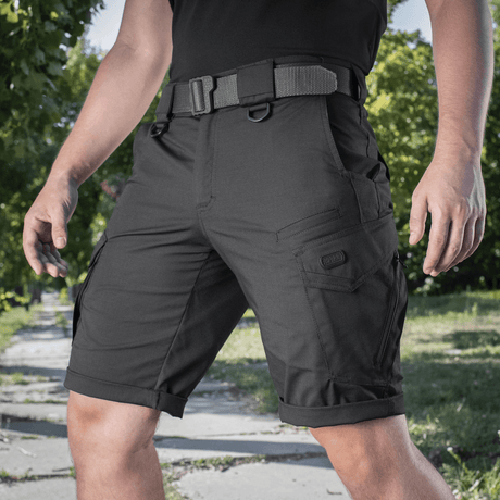 M-Tac Shorts Aggressor Gen.II Flex mustat, valmistettu kestävästä ripstop-kankaasta, täydelliset ulkoiluun, harjoitteluun ja vapaa-aikaan.