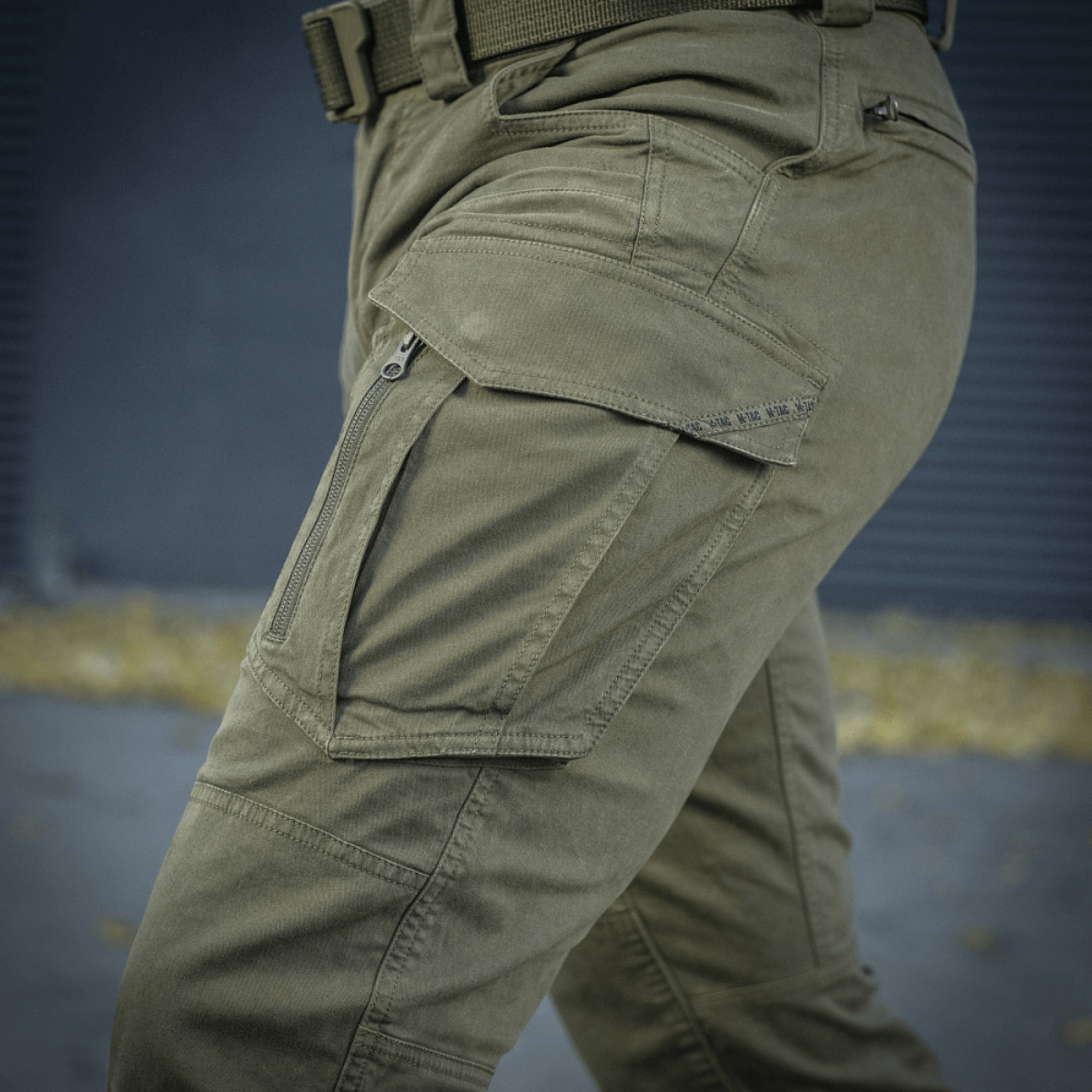 M-Tac Patriot Gen.III Vintage -housut taskuilla ja joustavalla istuvuudella taktillisessa ympäristössä