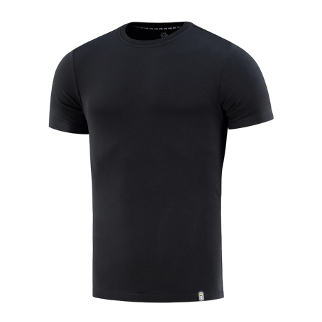M-Tac T-shirt 93/7 Summer, musta arkipaita, 93% puuvillaa ja 7% elastaania, sopii lämpimiin kesäpäiviin.