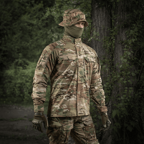 M-Tac Jakke Sturm NYCO Extreme Multicam-sotilaskuvio, kestävä ja hengittävä univormutakki, valmistettu nylonista ja puuvillasta.