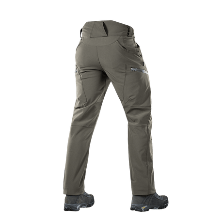 M-Tac Bukser Soft Shell Vinter ulkokäyttöön, yhdistää hengittävän fleecen ja tuulta ja vettä hylkivän softshell-materiaalin.