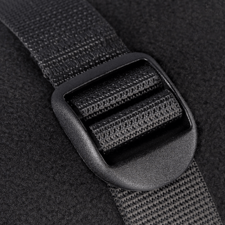 M-Tac puristusremmi varusteiden kiinnittämiseen reppuun, 25 mm nylon, kestävä ja tukeva muotoilu, käytännöllinen vaelluksiin ja taktiseen käyttöön.