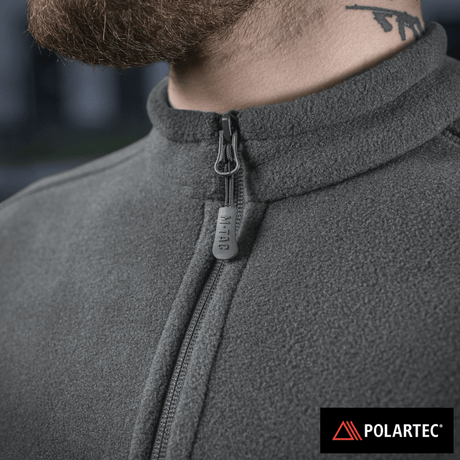 M-Tac Nord Polartec -fleecetakki premium Polartec® 200 Series -fleecestä, näyttää vetoketjun yksityiskohdan ja materiaalin.
