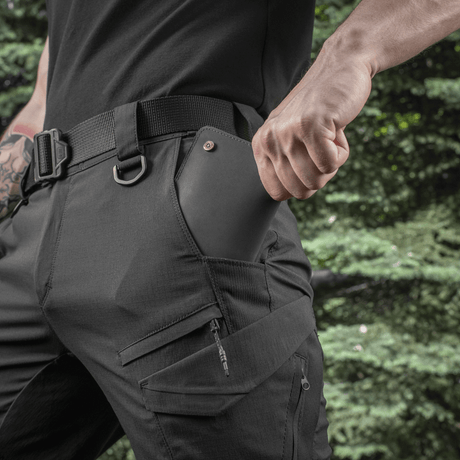 M-Tac Aggressor Summer Flex Shorts taskuilla ja D-renkaalla, ideaalit taktiseen käyttöön ja mukavuuteen.