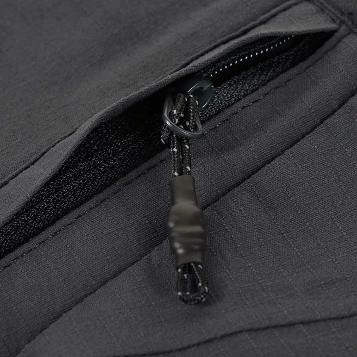 M-Tac Aggressor Summer Flex Shorts, vetoketjutasku, kevyt ja hengittävä Flex Rip-Stop -kangas, taktiset shortsit harjoitteluun ja ulkoiluun.