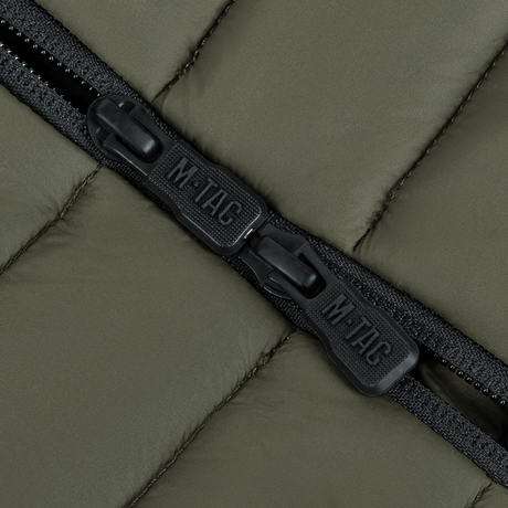 M-Tac Stalker Gen.III -takki YKK-vetoketjuilla ja nylonpinnalla optimaaliseen liikkumisvapauteen ja mukavuuteen kylmissä lämpötiloissa