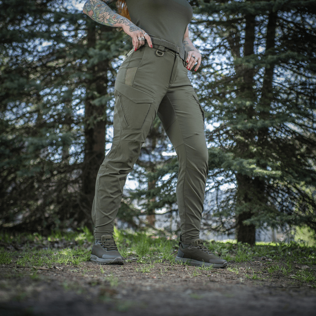 M-Tac Aggressor Summer Flex -housut naisille, suunniteltu mukavuuteen ja toiminnallisuuteen luonnossa