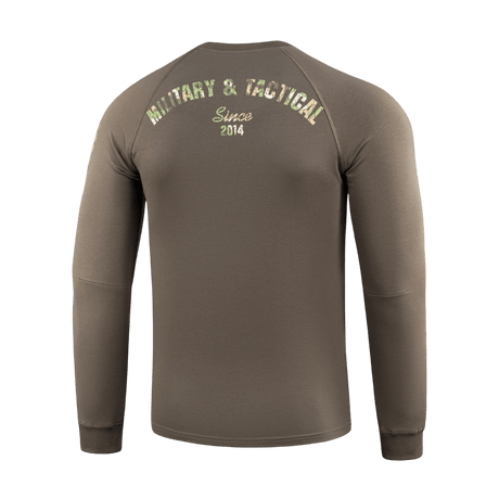 M-Tac Raglan Logo selkä, 'Military & Tactical Since 2014' -painatus, mukava istuvuus, sopii taktiseen käyttöön