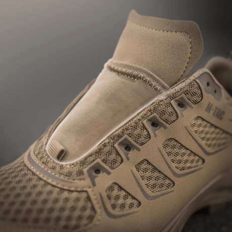M-Tac Tactical Sneakers IVA lähikuva hengittävästä verkosta ja synteettisestä päällisosasta.