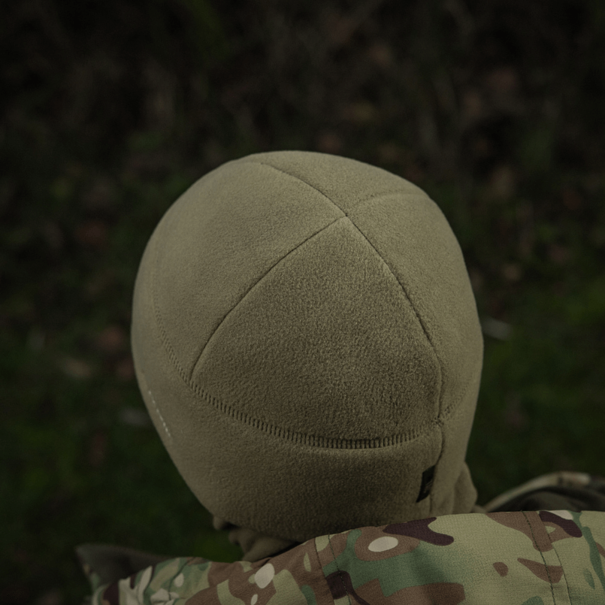M-Tac Fleece Polartec Watch Cap beige takaa kuvattuna, valmistettu Polartec® 200 Series -fleecestä, sopii talveen ja ulkokäyttöön.