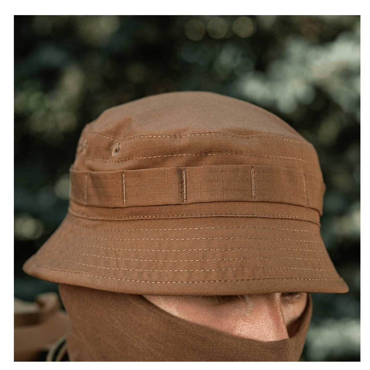 M-Tac Panamahat Gen. II Flex Rip-Stop ruskea rip-stop-kangas, NIJ-sertifiointi, näytetty manekiinilla sivulta, galleria-asento 1.