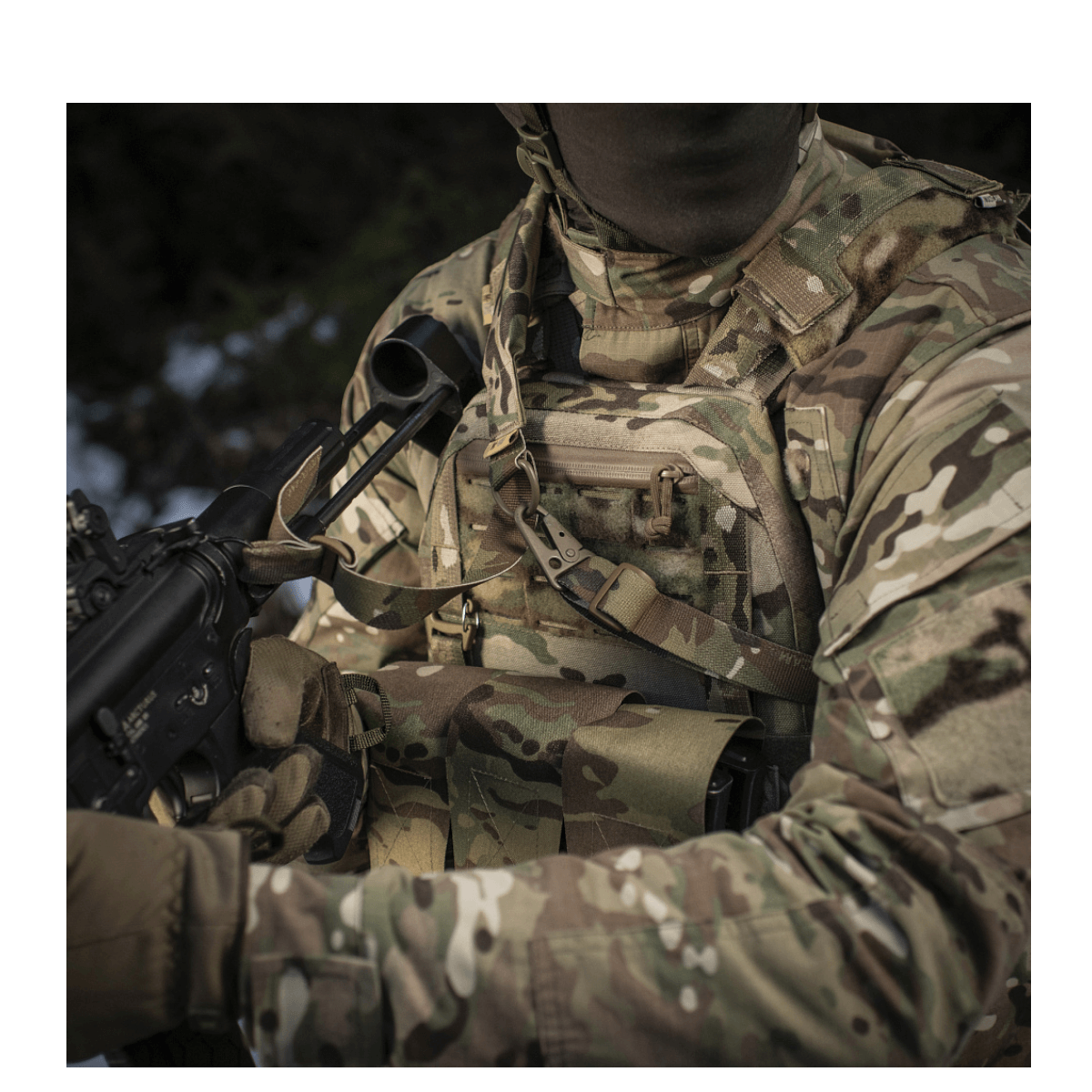 M-Tac Universal Våbenrem, multicam nylon, säädettävä pituus ja kestävä materiaali, taktiiseen aseen käsittelyyn, galleria, positio 1