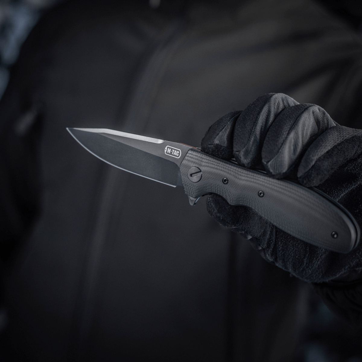 M-Tac Outdoor & Militær Type 6 mustalla G10-komposiittikahvalla.