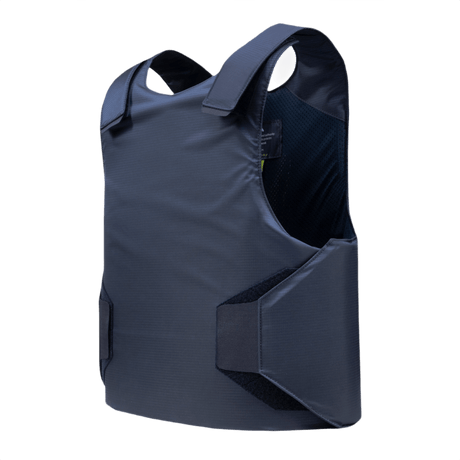 Anorak Concealable IV Cover kestävästä rip-stop-materiaalista, suunniteltu huomaamattomaan peittoon ja maksimaaliseen mukavuuteen erittäin ohuessa muotoilussa