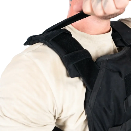 EA Plate Carrier musta — tuotekuva.