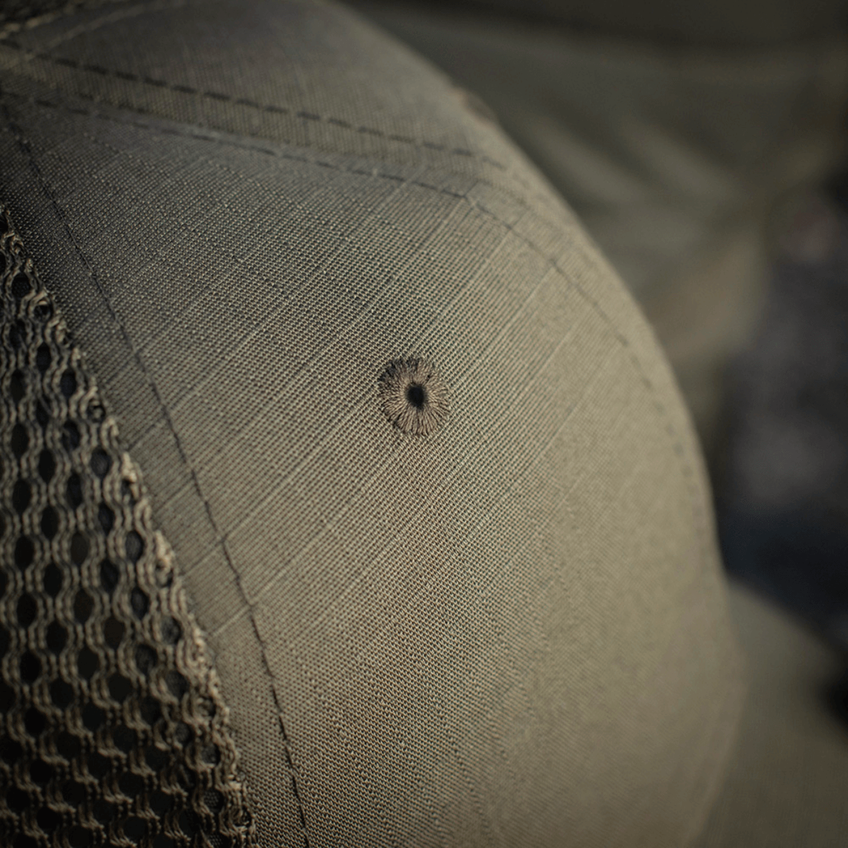 M-Tac Mesh Flex Ripstop Baseball Cap mesh-paneeleilla optimaaliseen ilmanvaihtoon ja mukavuuteen. Sopii lämpimiin ulko-olosuhteisiin.