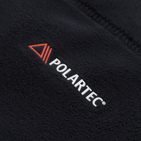 M-Tac Polartec Anatomic Tube Scarf Polartec Micro Series -fleecestä, lähikuva fleecemateriaalista ja Polartec-logosta.