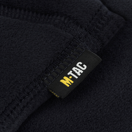 M-Tac Polartec Anatomic Tube Scarf mustasta Polartec® Micro Series -fleecestä, jossa M-Tac-logo. Monikäyttöinen malli suojaa kylmältä ja tuulelta.