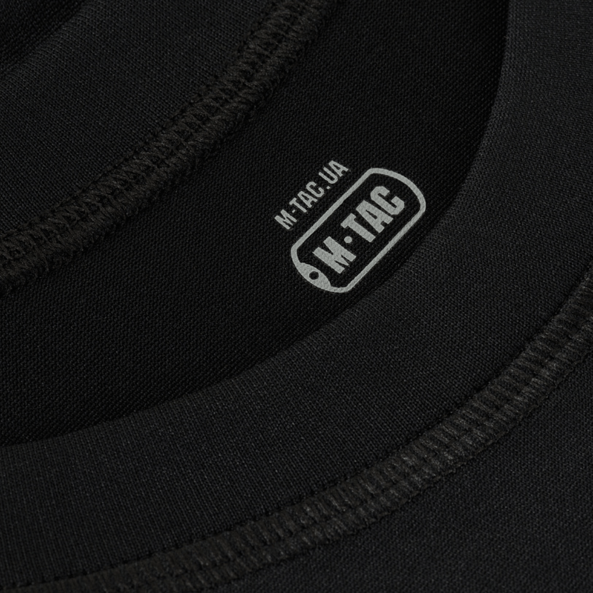 M-Tac Level I Polartec Thermal Shirt anatomisella istuvuudella, valmistettu Power Dry® polyesteristä, ihanteellinen aluspaita talveen.