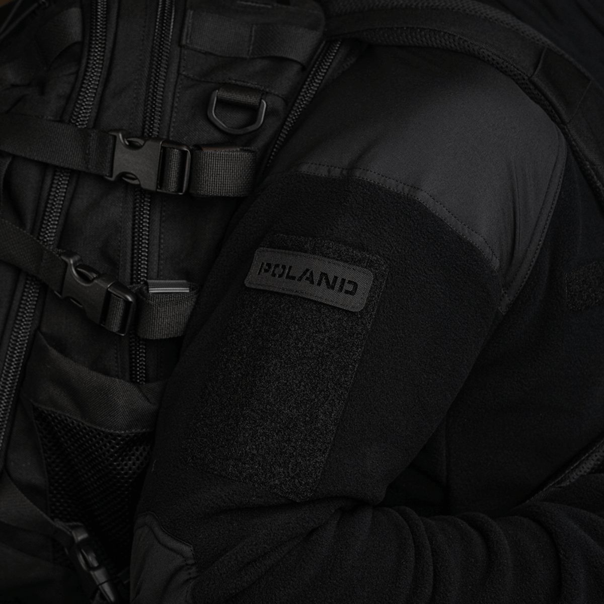 M‑Tac Patch Poland End-to-End 25x80 takissa, Cordura 500d -kankaasta, laserleikattu kuvio ja velcro-kiinnitys, 25x80 mm.
