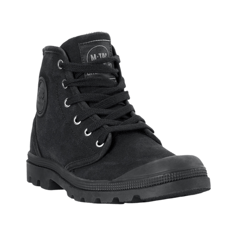 M-Tac Sneakers mukavat kengät vulkanisoidulla kumipohjalla ja metallisilla nauharenkailla, sopivat ulkoiluun ja urheiluun.
