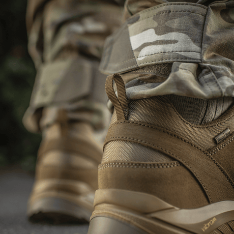 M-Tac Sneakers Tactical Demi-Season Pro Line suede- ja Cordura-materiaaleista Vibram-pohjalla, sopii harjoitteluun ja taktisiin tehtäviin.
