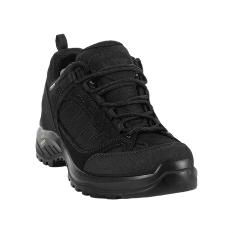 M-Tac Sneakers Tactical Demi-Season Pro Line mustana, suede ja Cordura, Vibram-pohja, soveltuu harjoitteluun ja taktisiin tehtäviin.