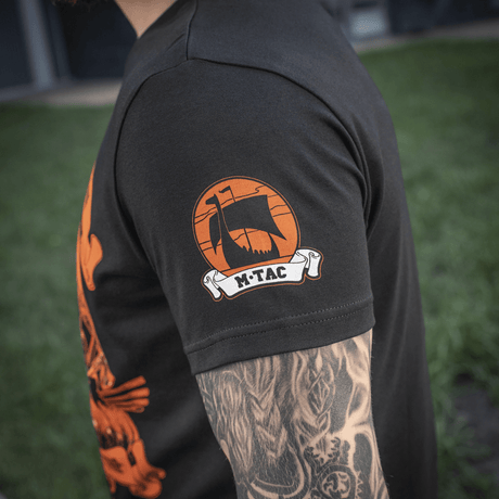 M-Tac T-shirt Black Sea Expedition MagnaColours®-printillä, 93% puuvillaa, 7% elastaania, sopii arkeen ja aktiiviseen elämäntapaan