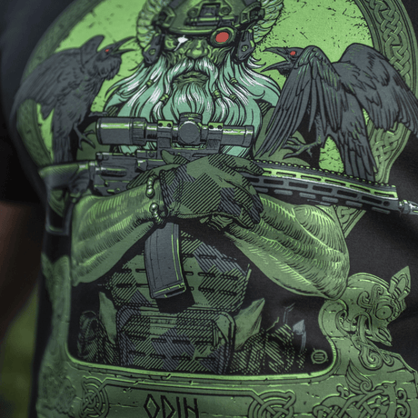 M-Tac T-Shirt Night Vision Odin, moderni taisteluvarustus ja korpit Hugin ja Munin, 'Valhalla Calling' -teema. Pehmeä puuvillasekoite.