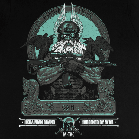 M-Tac T-Shirt Odin Mystery Odin-printillä, korpeilla Hugin ja Munin ja tekstillä 'Valhalla Calling'. Pohjoismainen mytologia modernissa designissa.