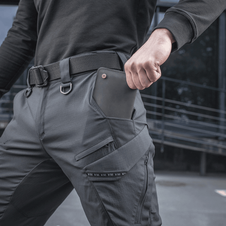 M-Tac-housut Aggressor Summer Flex Rip-Stop-nylonista, sopivat taktiseen käyttöön ja mukavuuteen kuumassa, toiminnalliset taskut.
