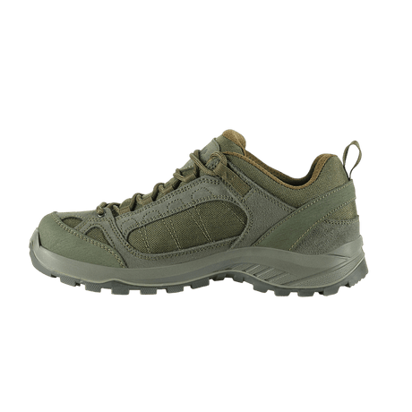 Tactical Sneakers Demi-Season – Kevyt ja mukava kenkä trekkingiin ja ulkoiluun, valmistettu luonnonnahasta ja Cordurasta kumivahvistuksella.