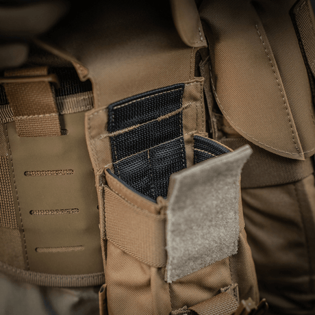 M-Tac kaksoislippastasku Fastex-sulkimella, tukeva laukku AR- ja AK-lipaille, tehty kulutusta kestävästä Cordura 500D -kankaasta