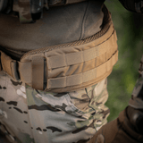 M-Tac War Belt ARMOR taktisten housujen kanssa, MOLLE-webbing ja Cordura 500D -kangas, sopii moderneille taistelijoille.