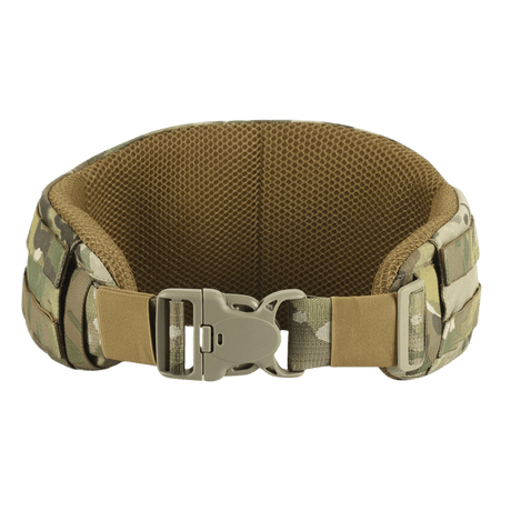 M-Tac War Belt ARMOR maastokuvioinnilla ja MIL-SPEC MOLLE-webbingillä, suunniteltu taktiseen käyttöön ja varustemukautuksiin.